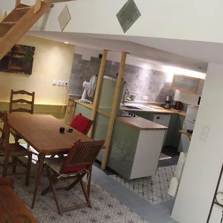 Chez Rosa Будинок відпочинку Каркассонн